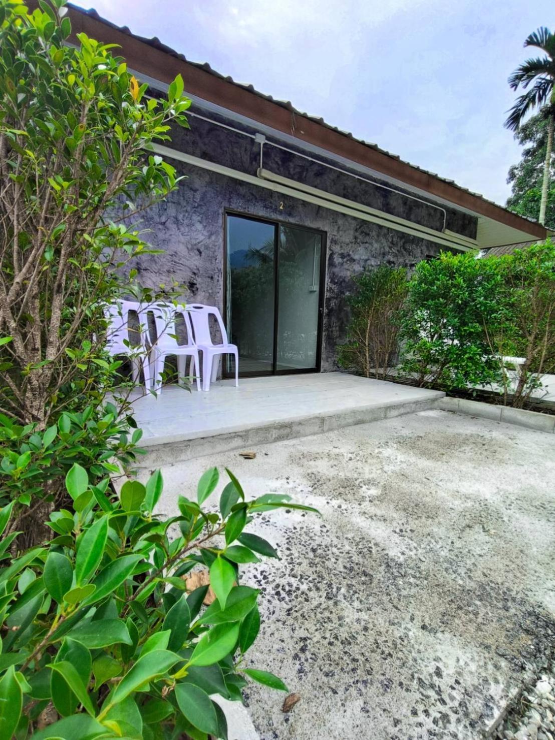 Khaosok Farmstay Khao Sok National Park Exterior photo